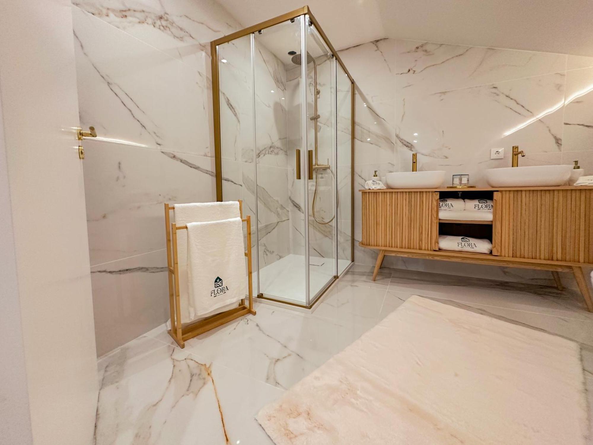 Flora Guest House Marco de Canavezes Εξωτερικό φωτογραφία